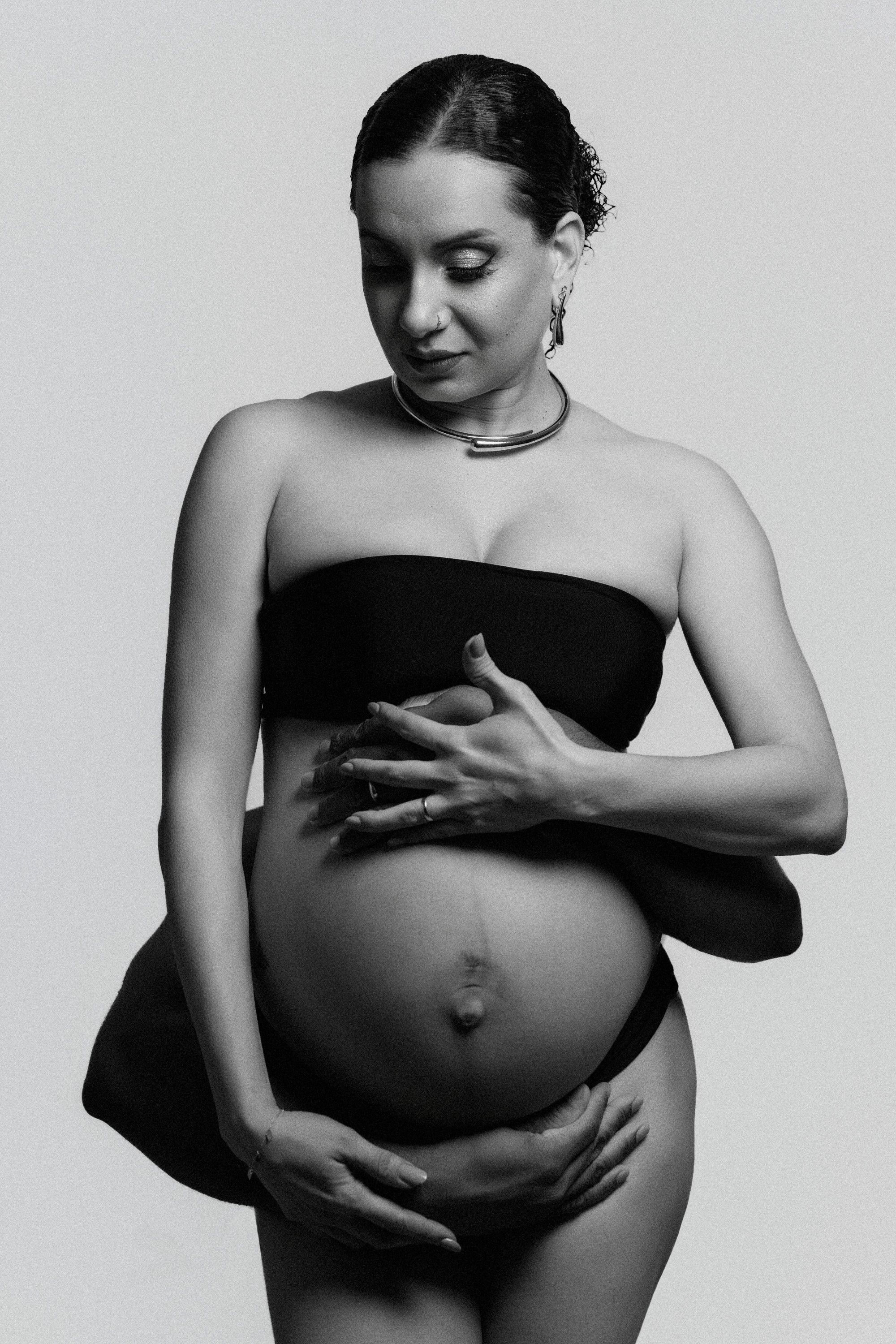 Maternity photography by Dabo Ph